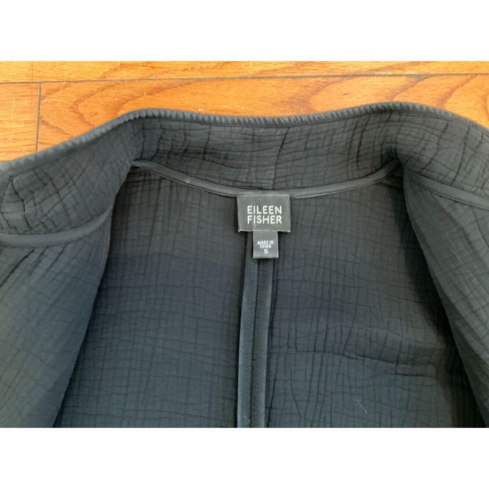 Eileen Fisher Woman's Small Black Crinkle Full Zip Jacket Rayon Silk Pockets - Picture 3 of 6